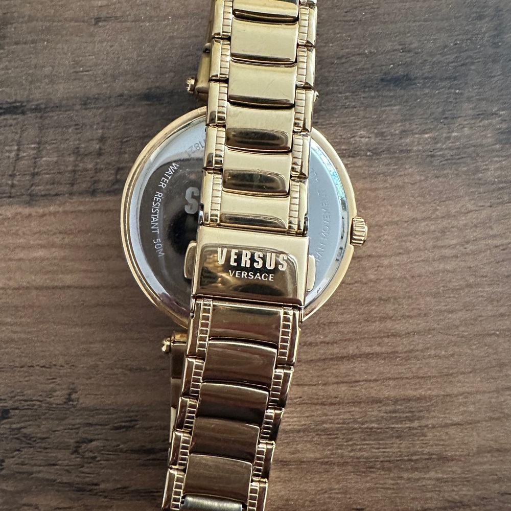 New With Box, Very Unique, Authentic Versus Versa… - image 7